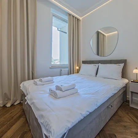 Parkowa Kamienica With Balcony شقة سوبوت